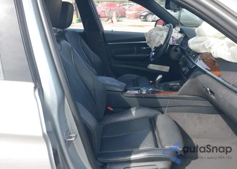 2017 BMW 330I xDrive из США, поврежденный, VIN WBA8D9C52HK677809